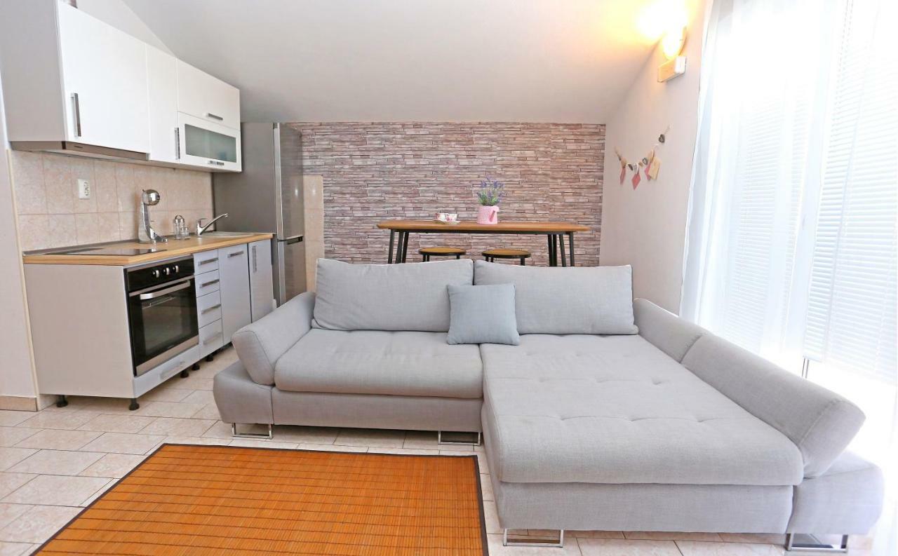 ספליט Studio Apartment Grey מראה חיצוני תמונה
